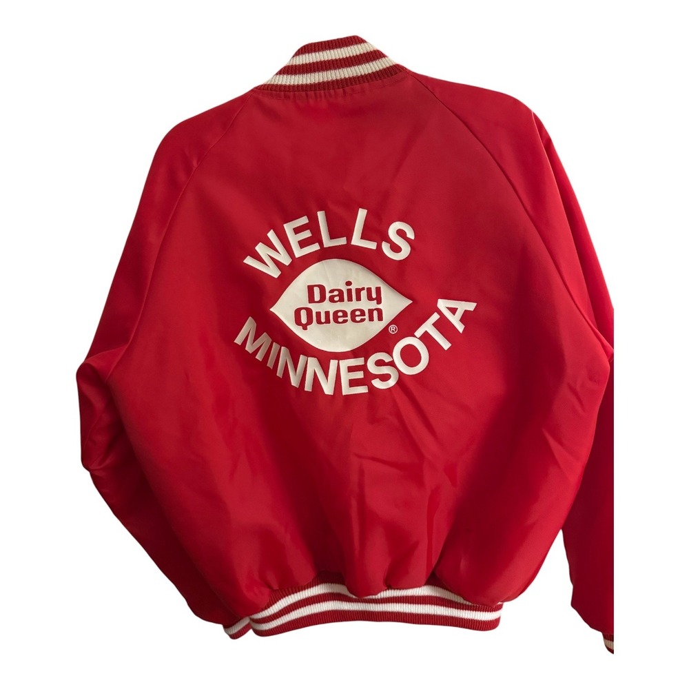 Vintage Butwin Dairy Queen Jacket Medium Wells Minnesota Made USA Red Satin